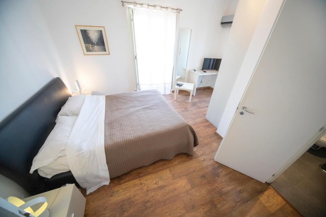 Zurria Rooms CTA Exteriör bild